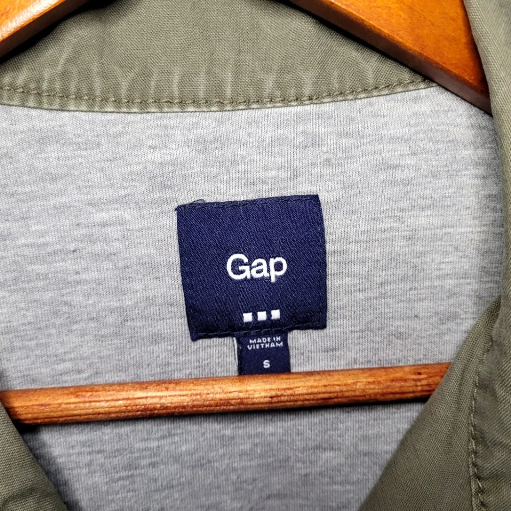 GAP women short